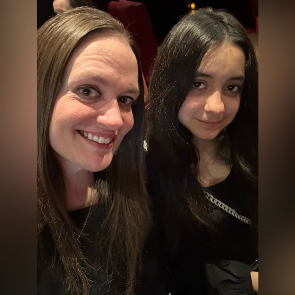 PLEASE ❤️ This Listing To Be Notified For Live Shows!! - Picture 3 of 4